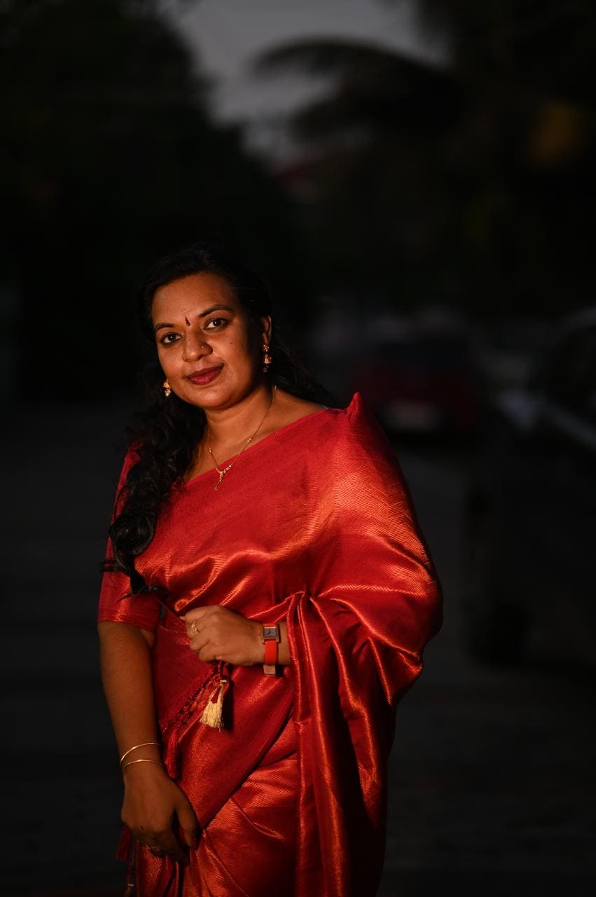 Mrs . Manju Koshy